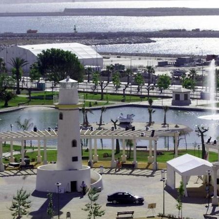 Reyna Apartamentos مالقة المظهر الخارجي الصورة