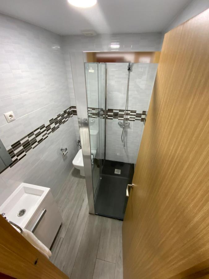 Reyna Apartamentos مالقة المظهر الخارجي الصورة